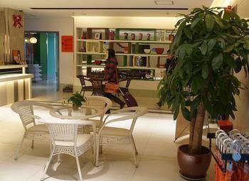 Motel 168 Shanghai Pudong Huinan Metro Station Tesco Zewnętrze zdjęcie